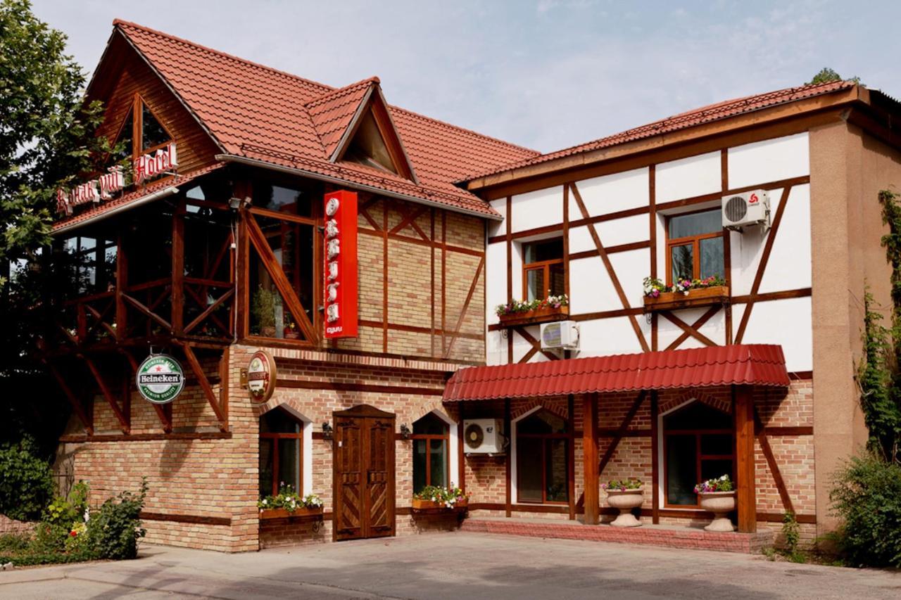 Orbita Hotel Shymkent Eksteriør billede