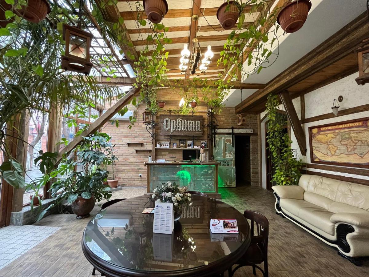 Orbita Hotel Shymkent Eksteriør billede